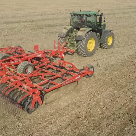 PROLANDER 7500 Cultivateur à dents KUHN2 jpg